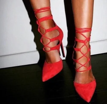 למכור חם אדום שחור זמש משאבות נשים נעלי מחודד בוהן שרוכים חלול גבירותיי נעליים עם עקב חתך החוצה נעלי חתונה כלה