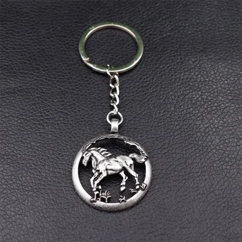 12pcs חדשים של בעלי חיים חמודים הסוס מחזיק מפתחות מתנה עבור חבר בציר Keyring אביזרים